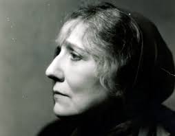 The Many Faces of Nance O'Neil