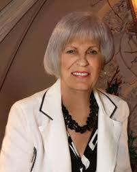 Louise Cormier's Instagram, Twitter & Facebook