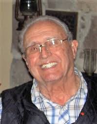 Gayle Hare's Instagram, Twitter & Facebook