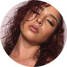 Tiktok link in bio 💜💙 Little bit of a #rainbow make up 🌈 look for this  beautiful Monday 🥰 . . . . . . . . . . . . Lashes