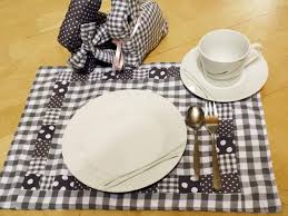 Mit einmal abschmirgeln und drüberpinseln ist es leider nicht getan. Ostertischdeko Selber Machen Ostertisch Set Nahen Shabby Chic Look