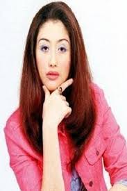While they are planning their wedding, fatima is selected to participate in a singing contest on a. Gila Gila Pengantin 2003 Trakt Tv
