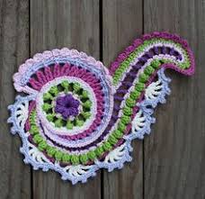 The pattern is written in english language and uses us crochet terms… 110 Crochet Paisley Etc Ideas Crochet Paisley Crochet Form Crochet