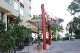 Hotel delfin has 193 rooms and 7 suites, which are characterized by mediterranean style design and view of the bay of kotor! Hotel Delfinul Eforie Nord Romania Booking Com