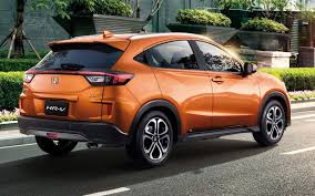 Certain reports suggest the launch to take place as early as the last quarter of 2018. Honda Hr V Facelift For 2018 Spotted