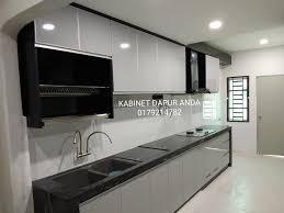 Jika anda berpuas hati dengan hasil kerja kami, boleh lah hubungi kami untuk mendapatkan khidmat rundingan dan sebut harga secara percuma. Kabinet Dapur Moden Hitam Putih Merah Terkini Desainrumahid Com