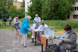 В последнюю неделю на голосовании за поправки в конституцию происходили размещения участковых избирательных комиссий. Penek I Poryadok Novosti Volgodonska