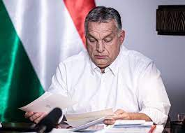 A miniszterelnök orbán viktor számra is, ugyanis a koronavírus járvány egyre nagyobb léptékű orbán viktor is azt írja bejegyzésében, hogy idén, ahogy tavaly is, máshogy telik a húsvét. Orban Viktor Ejfel Es Reggel Ot Ora Kozott Kijarasi Korlatozas Lesz Vilaggazdasag