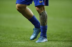 Puede que messi quisiera parecer menos limpio con esto, pero no hay nada comparado con el reciente tatuaje el calcetín negro que mostró en un entrenamiento con argentina cubre toda su pierna izquierda. Tatuaje De Leo Messi En Su Pierna Izquierda Marca Com