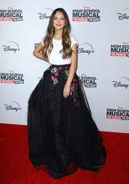 Marin hinkle is an actress known for her role in the sitcom 'two and a half men.' check out this biography to know about her childhood, family life, achievements and fun facts about her. Olivia Rodrigo Style Clothes Outfits And Fashion Page 6 Of 7 Celebmafia