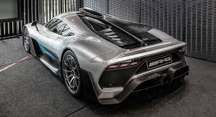What are the differences between a formula one engine and a normal car engine? This Is Why Making A Road Car With An F1 Engine Is Easier Said Than Done Carscoops