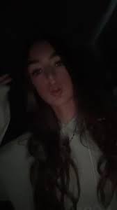 evelyn (@evelyn.salter)