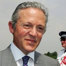 French-US art dealer in court over multi-billion inheritance spat