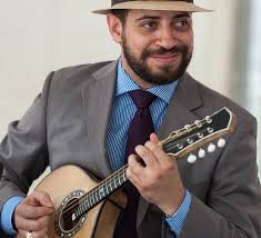 Bandolinistas dão depoimento à Revista do Choro N. 2 sobre a influência de  Jacob do Bandolim em suas carreiras e para o bandolim brasileiro