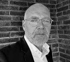 Frank Mester's Instagram, Twitter & Facebook