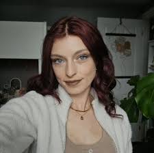 Anyone in niagara region or close too interested in a book club (with  actual meets) ???