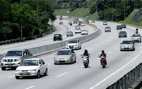 Anda digalakkan untuk menukar filter minyak yang baru setiap 2 tahun sekali. Ramai Lagi Tak Tahu Sebenarnya Tips Jimat Minyak Kereta Ini