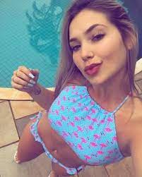 She has gained popularity there for her lifestyle vlogging, diy projects, and tags with challenges amongst her audience of more than 7 million subscribers. Virginia Fonseca Vifonsecaa Twitter