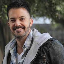 Reírme me ha ayudado a salir adelante: Fernando del Solar