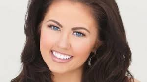 Cara Munt crowned Miss North Dakota 2017