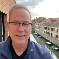 Scottsdale Quarter Adult driving a comp over comp with GM, Nichelle Askren  and her epic team.