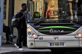Usurpation d'identité ou fausse identité. A Lille On Peut Desormais Utiliser Son Smartphone Comme Ticket Ilevia Mais Pas Tout Le Monde Lille Actu