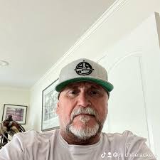 The Edgar Allan Poe Speakeasy is a chilling cocktail experience in San  Mateo that brings four of his stories off the page and onto the stage as  told through the Poe Historians