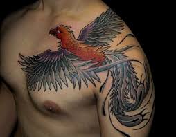 Eine solche tätowierung mit einem fliegenden feuervogel symbolisiert die. Phoenix Tattoo Am Handgelenk Fur Madchen Die Bedeutung Des Phoenix Bird Tattoos Wer Ist Phoenix