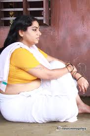 Mallu Aunty Actress Lakshmi Sharma Navel And Cleavage Show From Nagabandham  | My XXX Hot Girl