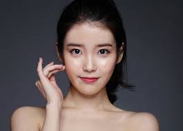 IU sexually harassed by an insane BJ again