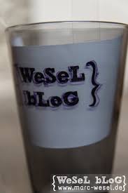 Zum gravieren kleben sie nun die ausgesuchte vorlage in das glas hinein. Engraving Glas Gravieren Die Erste Dremel Wesel Blog Diy Handlettering Plotten