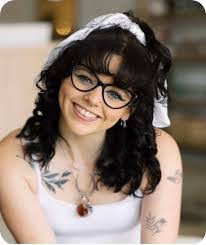 Melissa Eads's Instagram, Twitter & Facebook