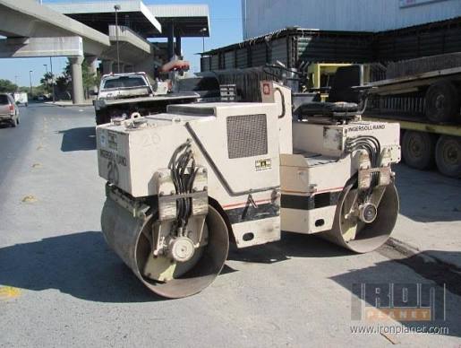 Stone DD22 Smooth Drum Roller