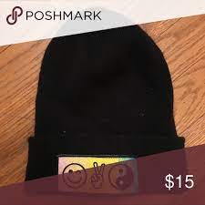 Urban Outfitters Graphic Beanie Cute Black Beanie With Smiley Face Peace Sign And Yin Yang Graphic On Urban Outfitters Accessories Black Beanie Clothes Design
