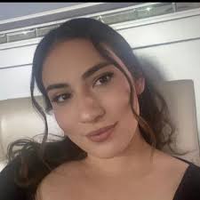 Nayeli Ruiz (@nxyeli_)