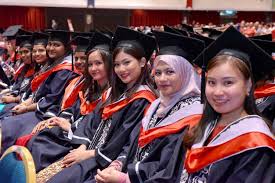 Latihan perguruan berasaskan sekolah (lpbs) di institut pendidikan guru (ipg), kpm.1. Kpm On Twitter Seramai 4803 Orang Yang Terdiri Daripada Graduan Program Ijazah Sarjana Muda Perguruan Pismp Program Diploma Perguruan Lepasan Ijazah Pdpli Dan Program Diploma Perguruan Malaysia Pdpm Menerima Penganugerahan Di Majlis