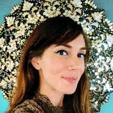 Ellie Humphrey's Instagram, Twitter & Facebook