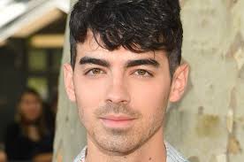 Actress no longer employed by 'mandalorian' studio. Joe Jonas Has A Neck Tattoo Possibly Of Sophie Turner