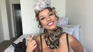 The manchester united and england player was red carded by jena frumes three months after we revealed his fling with a fan. Jesse Lingard S Secret Actress Girlfriend Jena Frumes Jets In From Los Angeles To Toast Manchester United Forward S Birthday Mirror Online