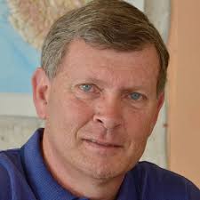 Fr Alex Busuttil (@fralexperu)