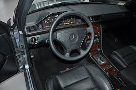 Deze Mercedes Benz 500e W124 Wordt In Nederland Te Koop Aangeboden Door Auto Leitner Met Slechts 41 513km Op De Teller Doet Deze B Mercedes Benz Mercedes Auto