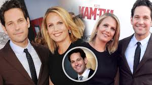 Paul rudd has been married to julie yaeger since 2003, and the couple has. Paul Rudd Family Photos With Daughter Son And Wife Julie Yaeger 2020 Paul Rudd Wife Family Photos Sports Gallery