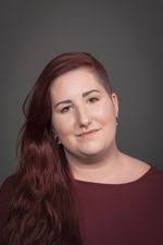 Sara Guthrie's Instagram, Twitter & Facebook