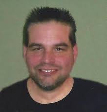 Kari Mckenna's Instagram, Twitter & Facebook