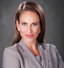 Danielle Kirk's Instagram, Twitter & Facebook