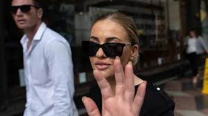 Troubled TV star smoking meth