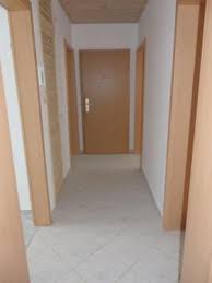 Wohnung mit 30qm terrassedie wohnung befindet sich in dölau, einem gartenviertel, das sich an die dölauer. 3 Zimmer Wohnung Zu Vermieten Leninstrasse 10 06179 Sachsen Anhalt Teutschenthal Mapio Net