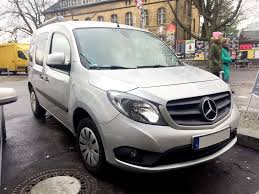 求む、正規輸入！メルセデス・ベンツだけど中身はカングーな「シタン」をドイツの路上で見かけて | 外車王SOKEN