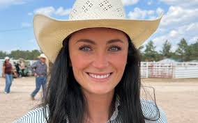 Taylour Latham claims first breakaway quarterfinal