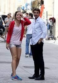 Alex (daniele liotti) ist völlig hin und her gerissen. Paloma Bloyd Photos Photos Paloma Bloyd And Daniele Liotti On Set